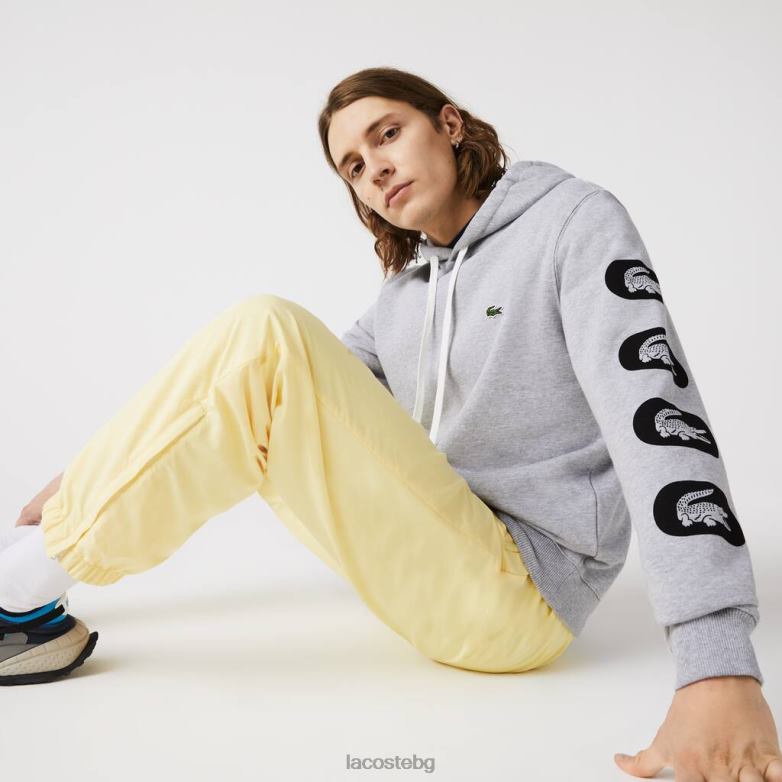 мъже Lacoste сиво поларен суичър с щампа на ръкави и качулка облекло XTV621200